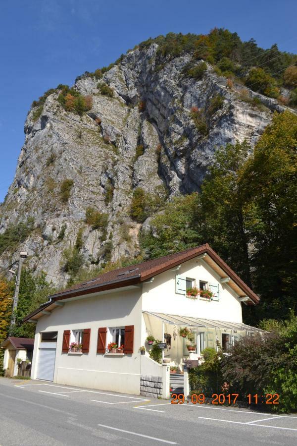 Chambre D'Hotes "Le Moulin" Thônes Kültér fotó